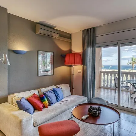 Edificio Marenostrum Apartment